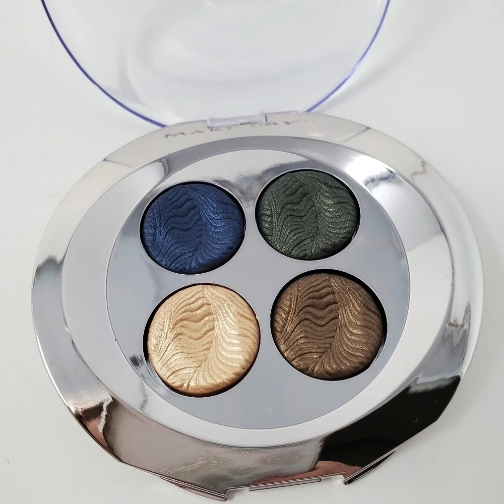 NIB MARY KAY Maui Garden Pure Dimensons Eyeshadow Palette